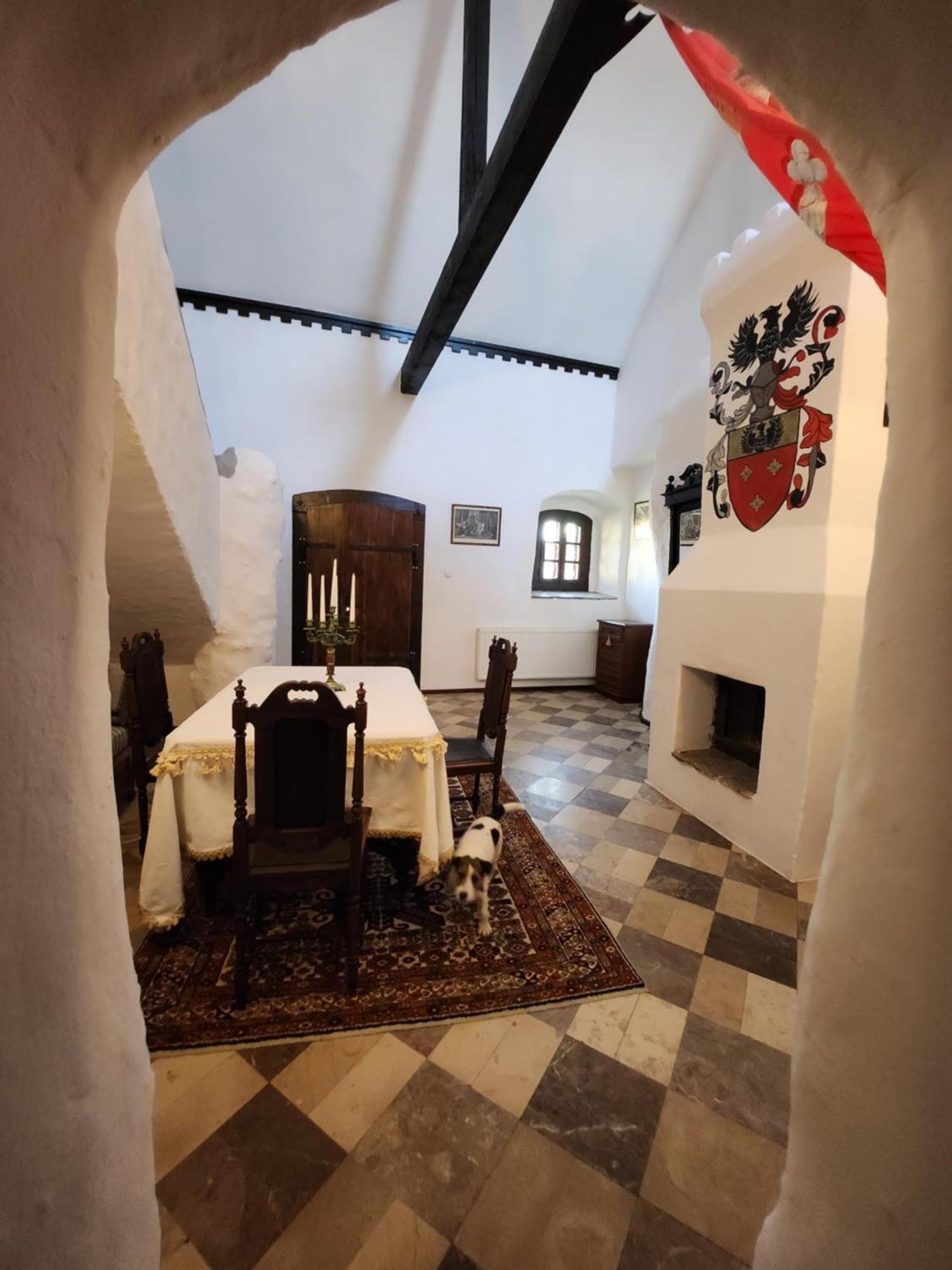 Zamek Rycerski Sobków Exteriér fotografie
