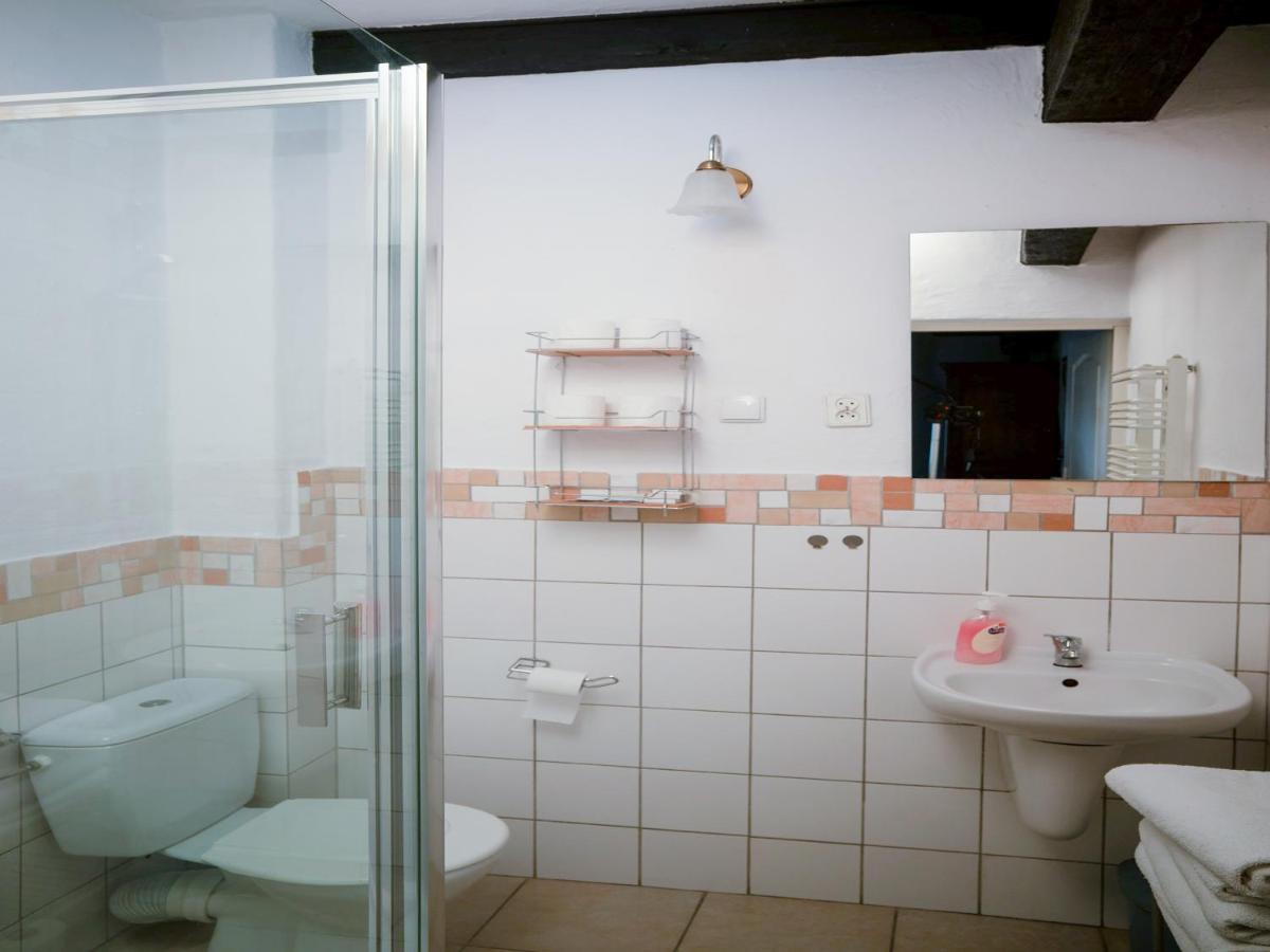 Zamek Rycerski Sobków Exteriér fotografie